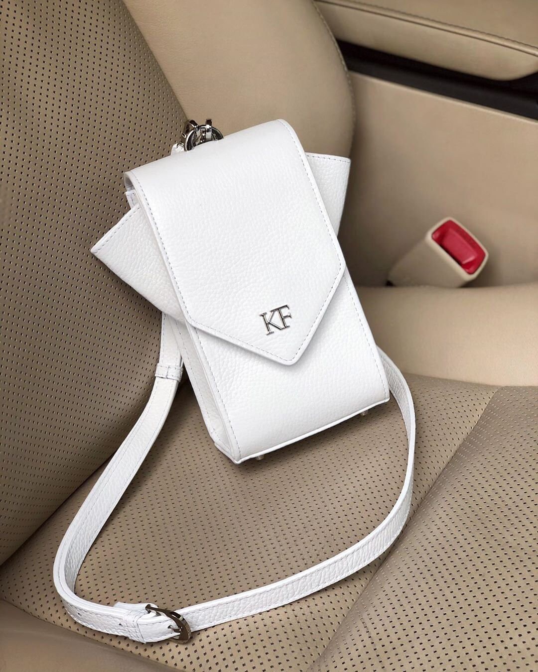 il_fullxfull.2376172665_ibb9